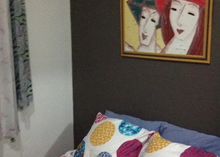 Felipe De Oliveira Apartment